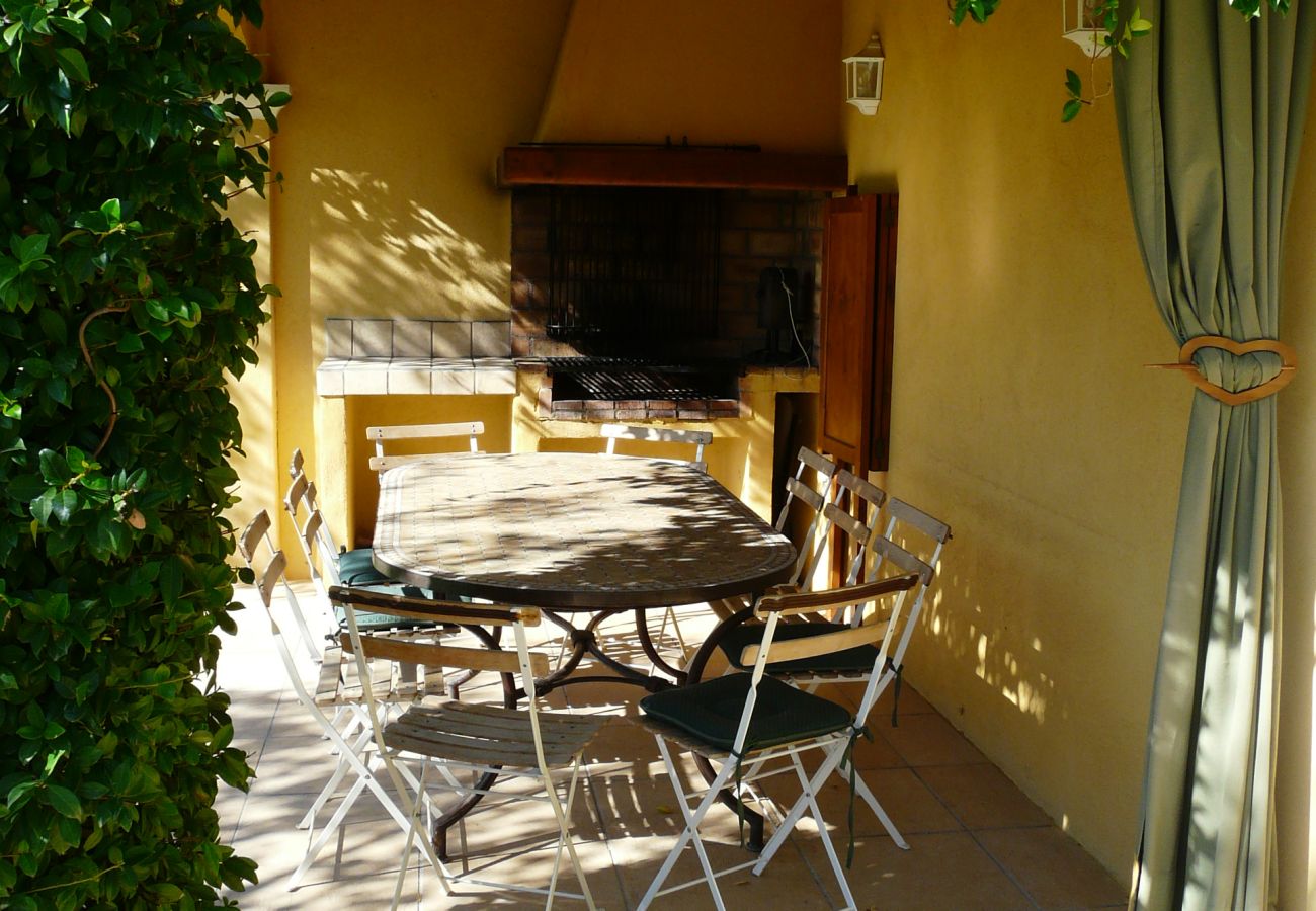Villa à Mouriès - Location vacances maison piscine mouries LS1-140.