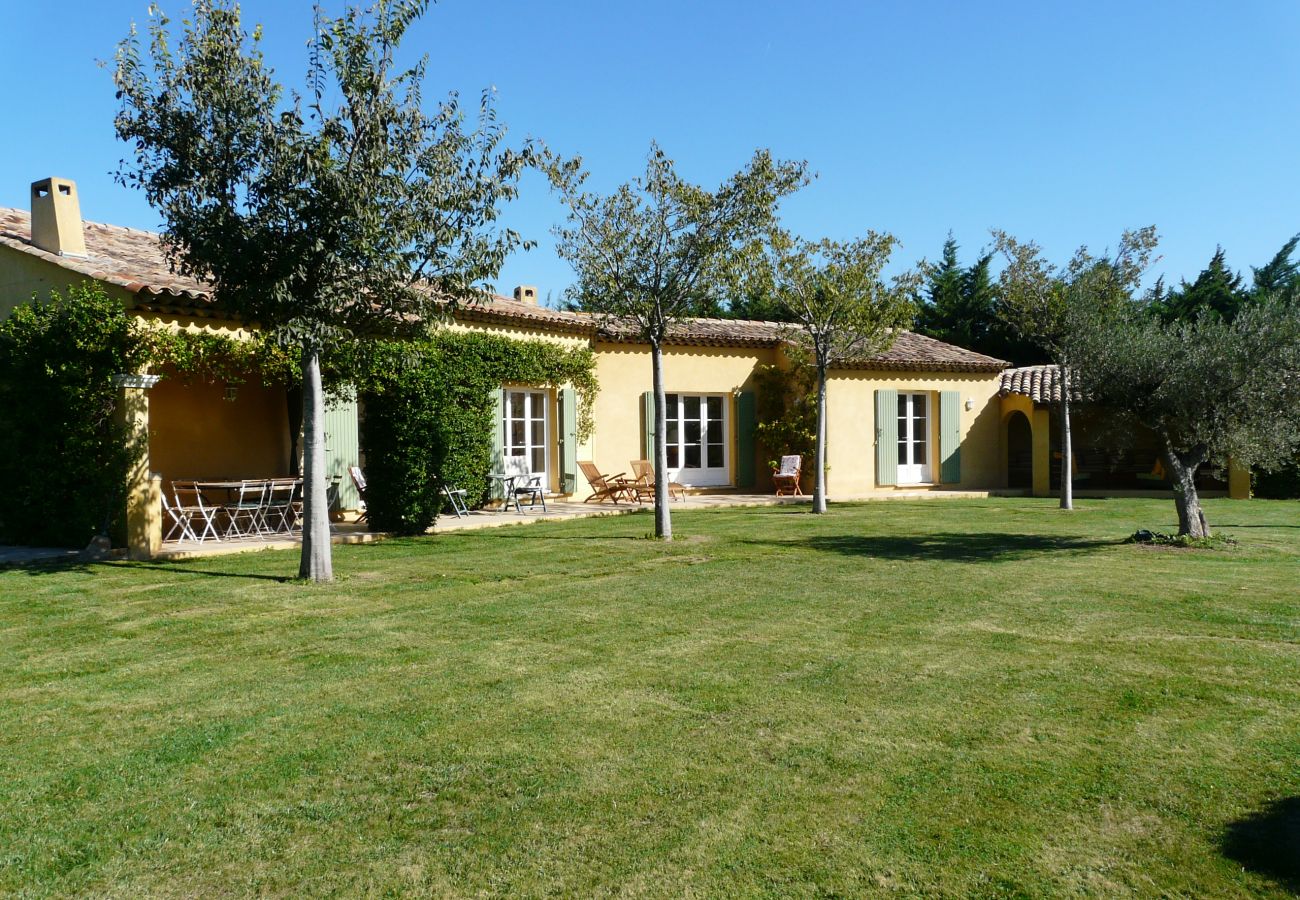 Villa à Mouriès - Location vacances maison piscine mouries LS1-140.