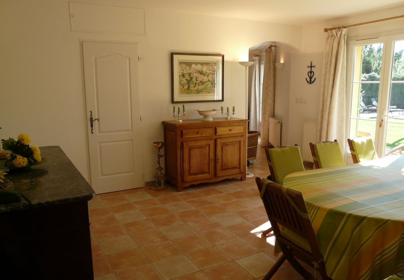 Villa à Mouriès - Location vacances maison piscine mouries LS1-140.