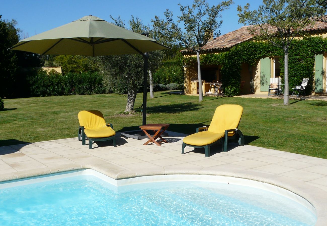 Villa à Mouriès - Location vacances maison piscine mouries LS1-140.