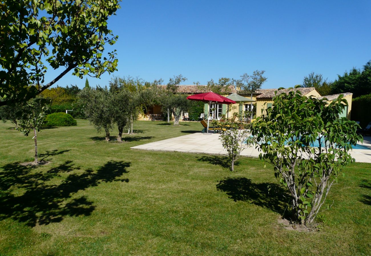 Villa à Mouriès - Location vacances maison piscine mouries LS1-140.