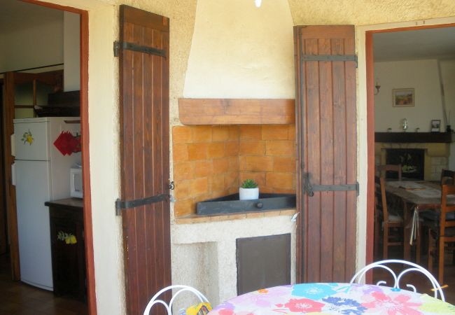 Maison à Cabrières-d´Avignon - Location vacances CABRIERES D'AVIGNON LS2-2. Maison à Cabrières-d´Avignon - Location vacances CABRIERES D'AVIGNON LS2-2.