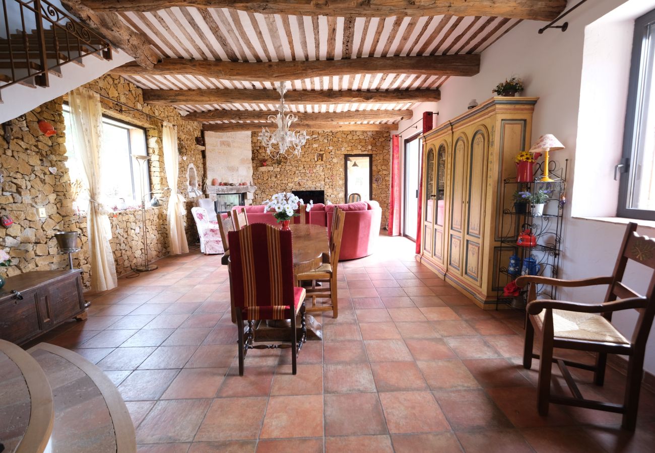 Villa à Mouriès - Location vacances maison piscine MOURIES LS1-174.