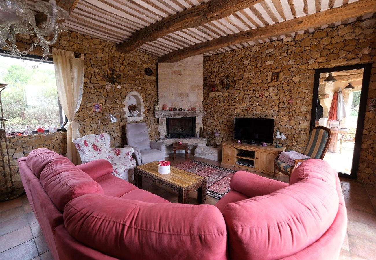 Villa à Mouriès - Location vacances maison piscine MOURIES LS1-174.