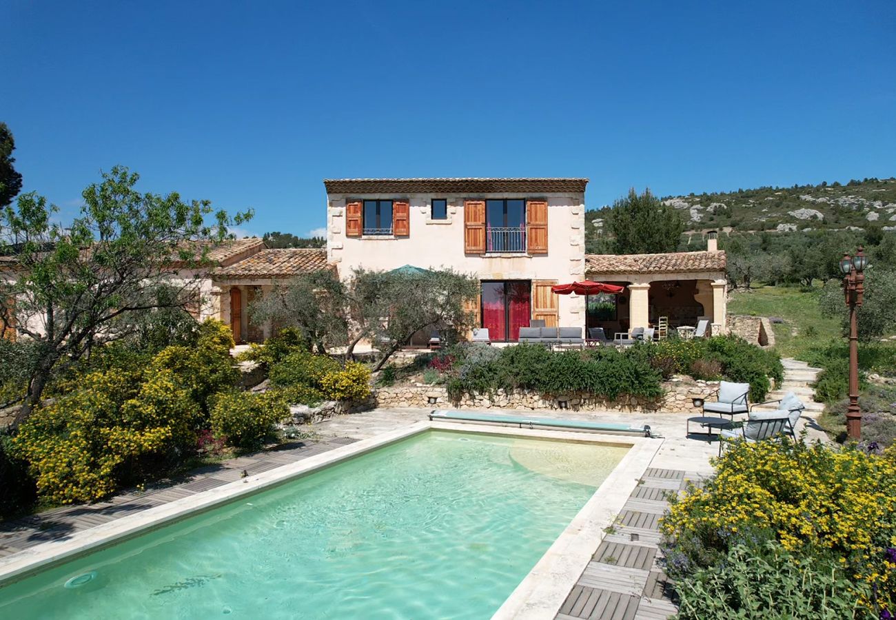 Villa à Mouriès - Location vacances maison piscine MOURIES LS1-174.