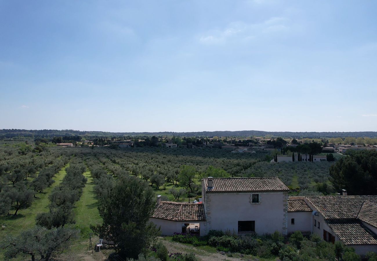 Villa à Mouriès - Location vacances maison piscine MOURIES LS1-174.
