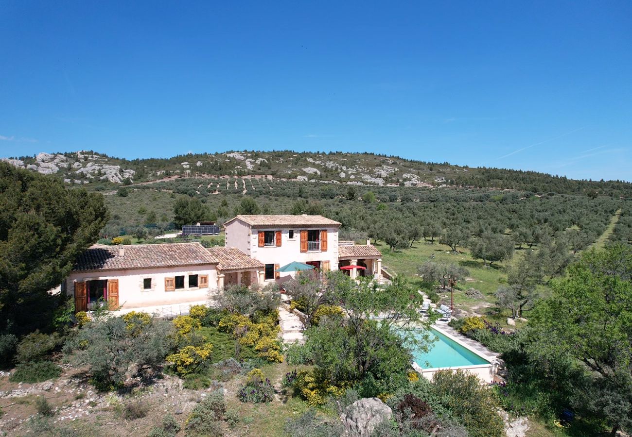 Villa à Mouriès - Location vacances maison piscine MOURIES LS1-174.