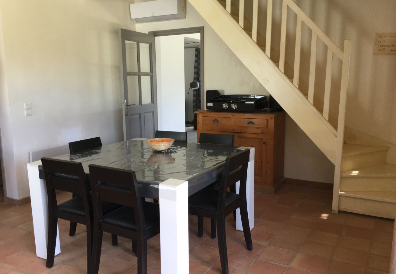 Maison à Fontvieille - Location vacances avec piscine FONTVIEILLE LS1-256.
