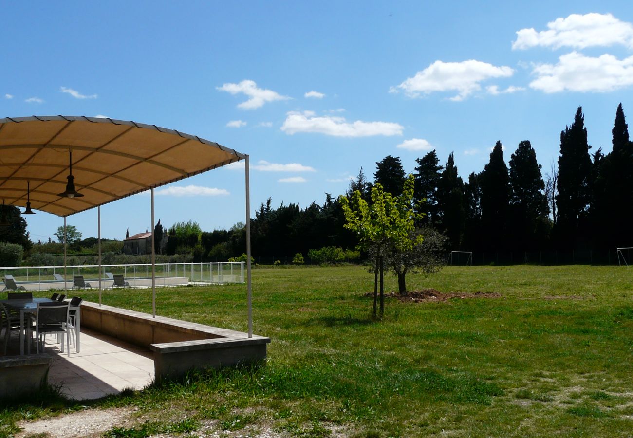 Maison à Fontvieille - Location vacances avec piscine FONTVIEILLE LS1-256.