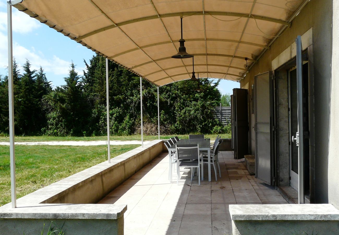 Maison à Fontvieille - Location vacances avec piscine FONTVIEILLE LS1-256.