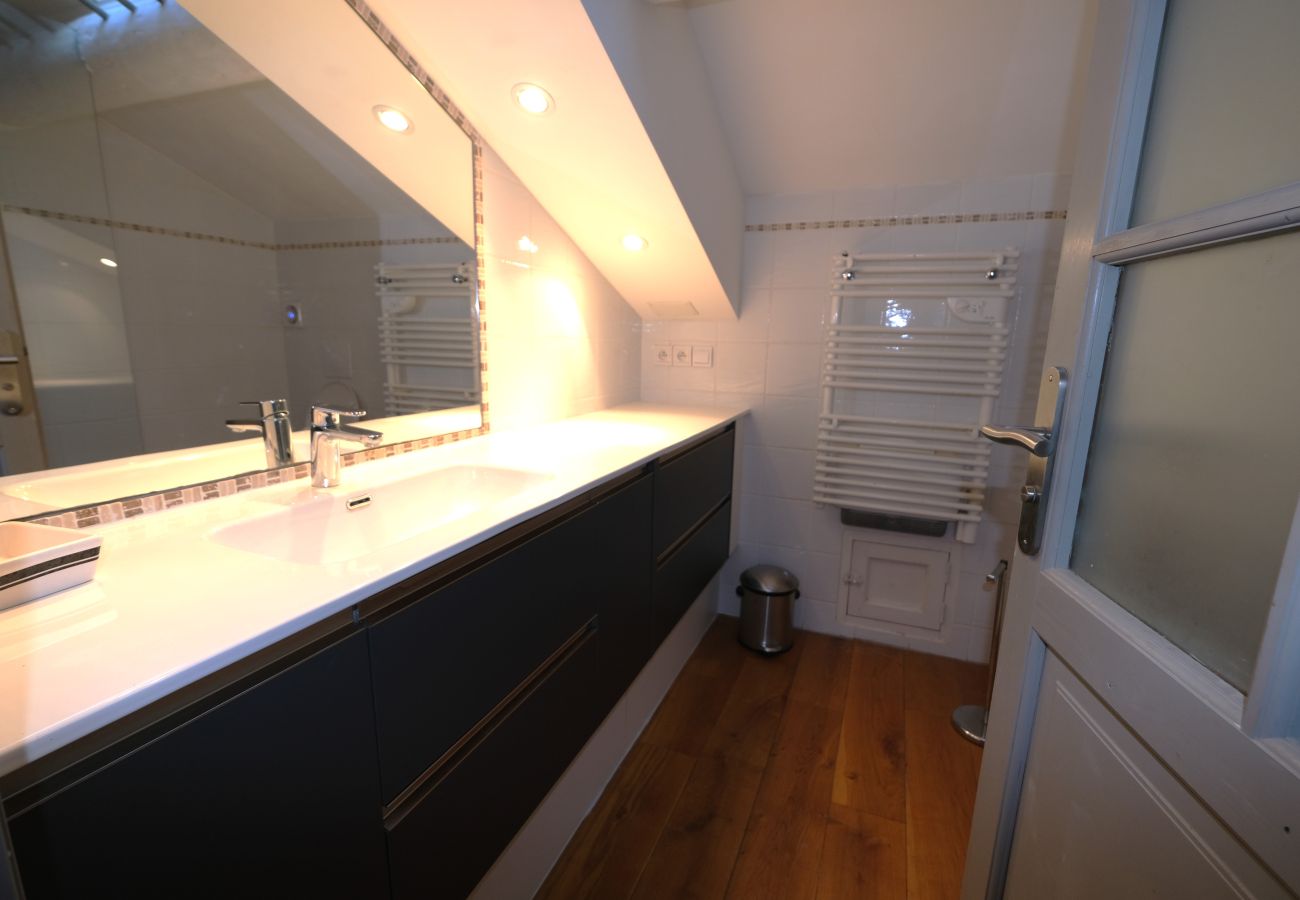 Maison à Fontvieille - Location vacances avec piscine FONTVIEILLE LS1-256.