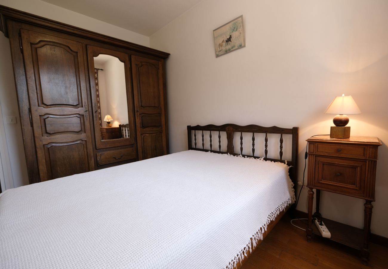 Maison à Châteauneuf-le-Rouge - Location vacances CHATEAUNEUF LE ROUGE LS7-80