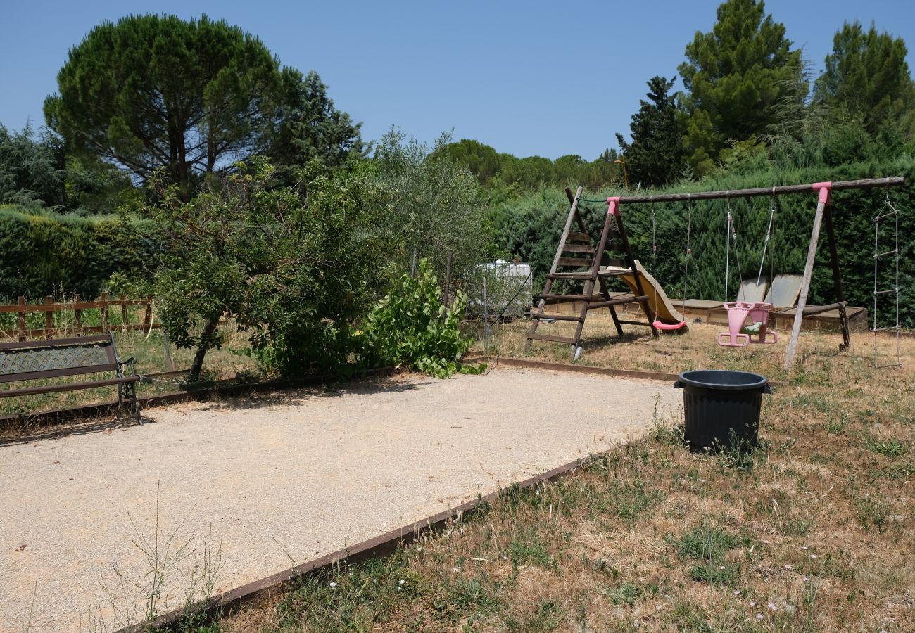 Maison à Châteauneuf-le-Rouge - Location vacances CHATEAUNEUF LE ROUGE LS7-80