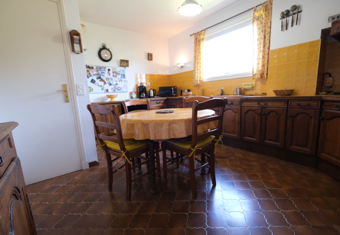Maison à Châteauneuf-le-Rouge - Location vacances CHATEAUNEUF LE ROUGE LS7-80