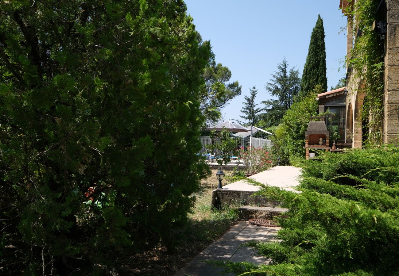 Maison à Châteauneuf-le-Rouge - Location vacances CHATEAUNEUF LE ROUGE LS7-80