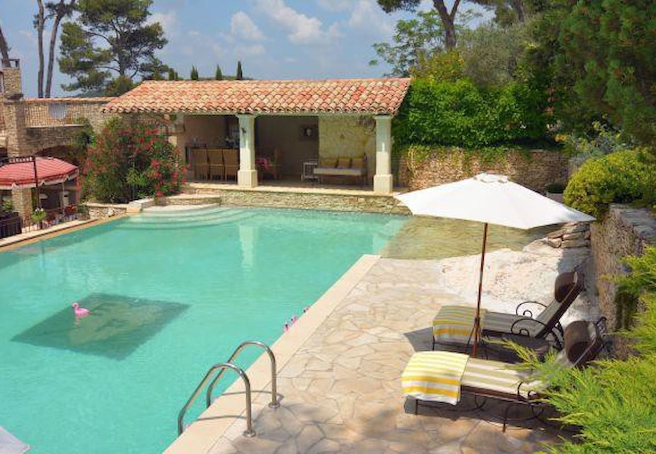 Villa à Orgon - Location vacances maison piscine ORGON LS1-57.