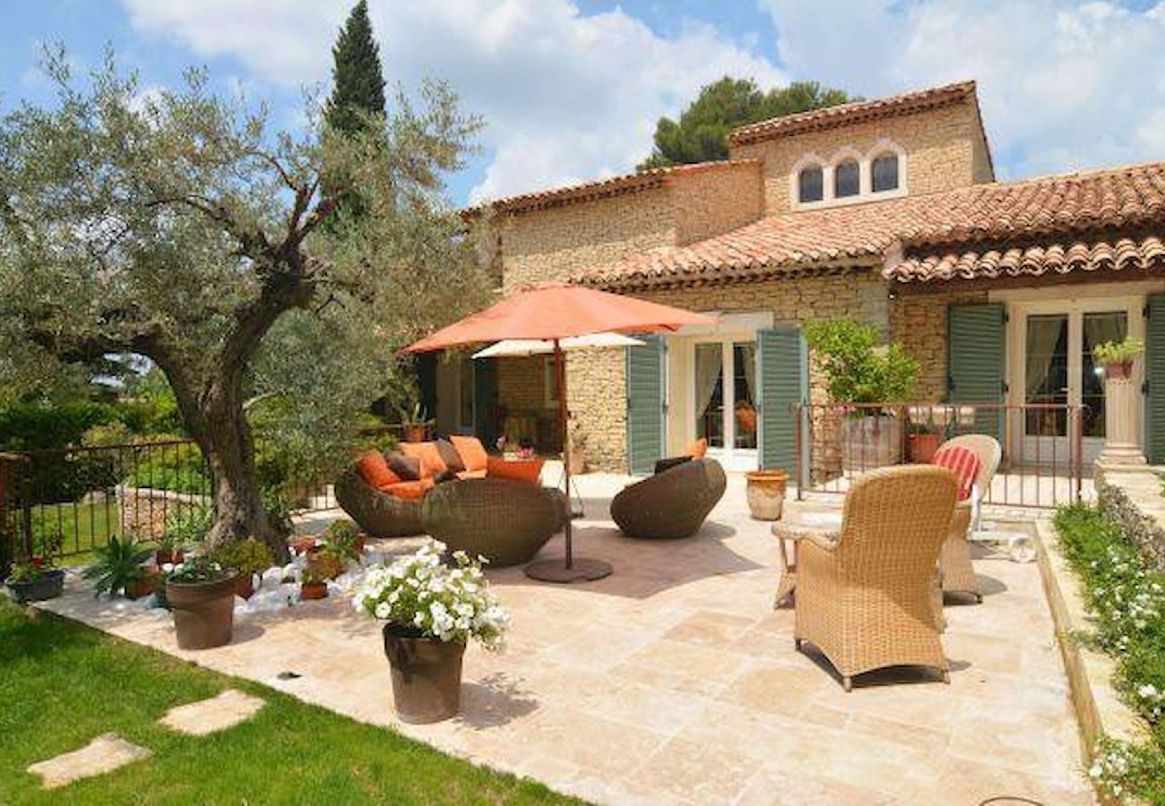 Villa à Orgon - Location vacances maison piscine ORGON LS1-57.