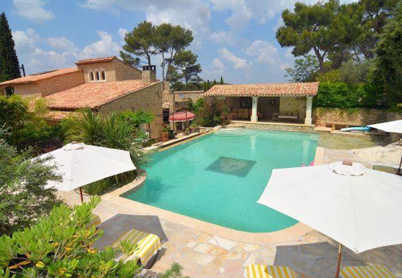 Villa à Orgon - Location vacances maison piscine ORGON LS1-57.