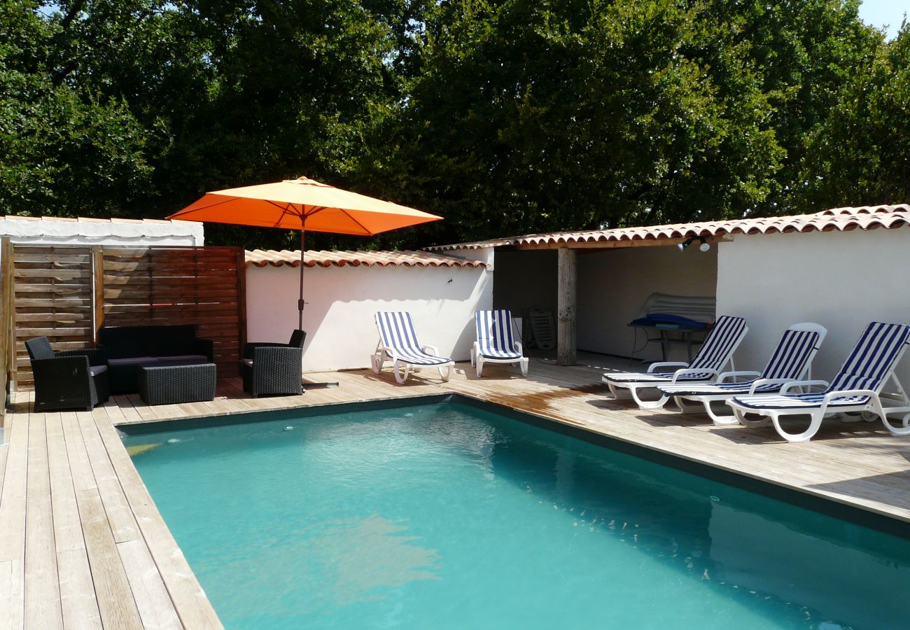 Maison à Maubec - Location vacances maison piscine MAUBEC LS2-188.