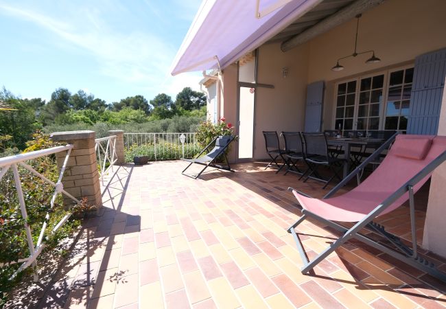 Villa à Mérindol - Location vacances maison piscine MERINDOL LS2-153 Villa à Mérindol - Location vacances maison piscine MERINDOL LS2-153