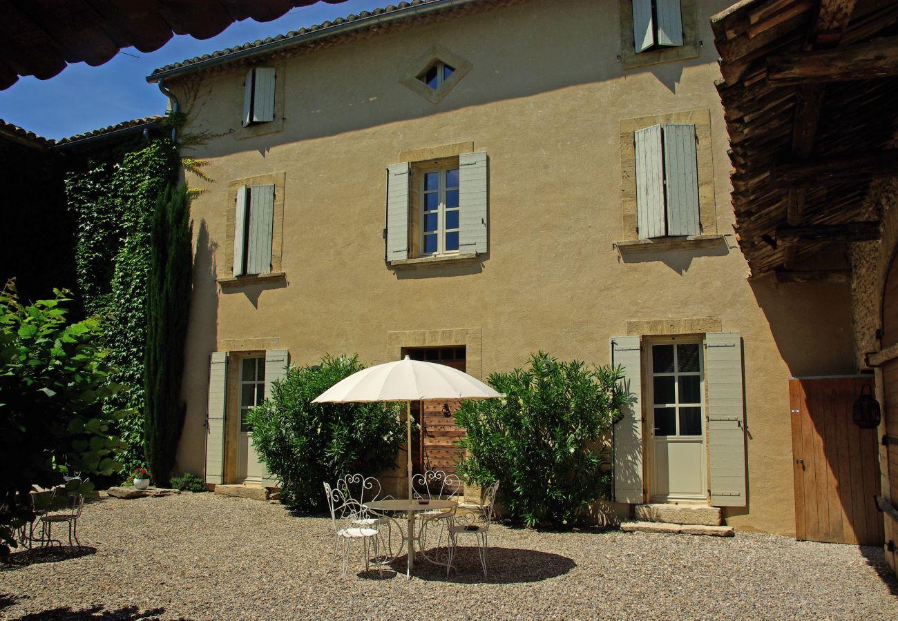 Villa à Gordes - Location vacances maison piscine GORDES LS2-107.