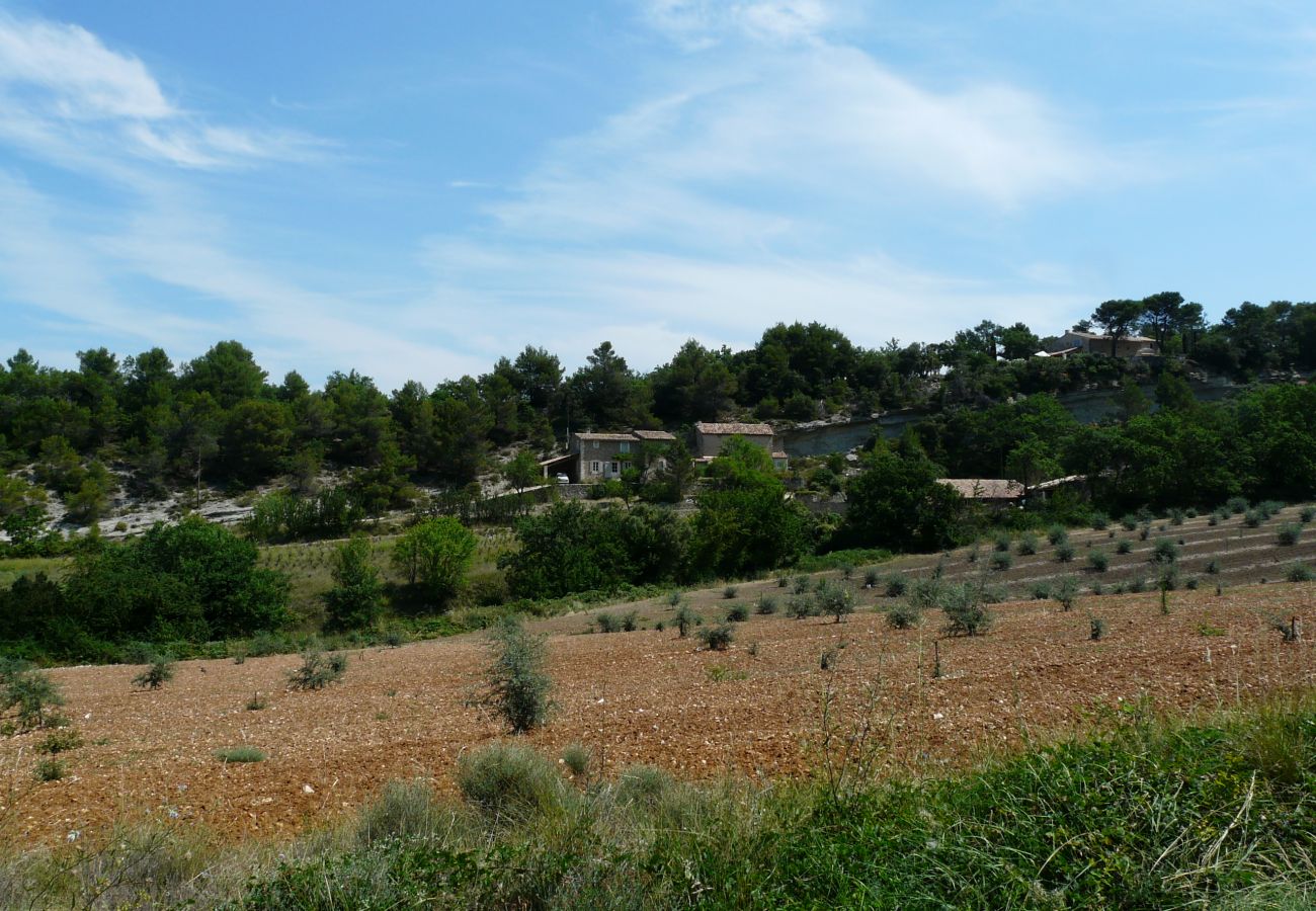 Villa à Lacoste - Location vacances maison piscine LACOSTE LS2-239.