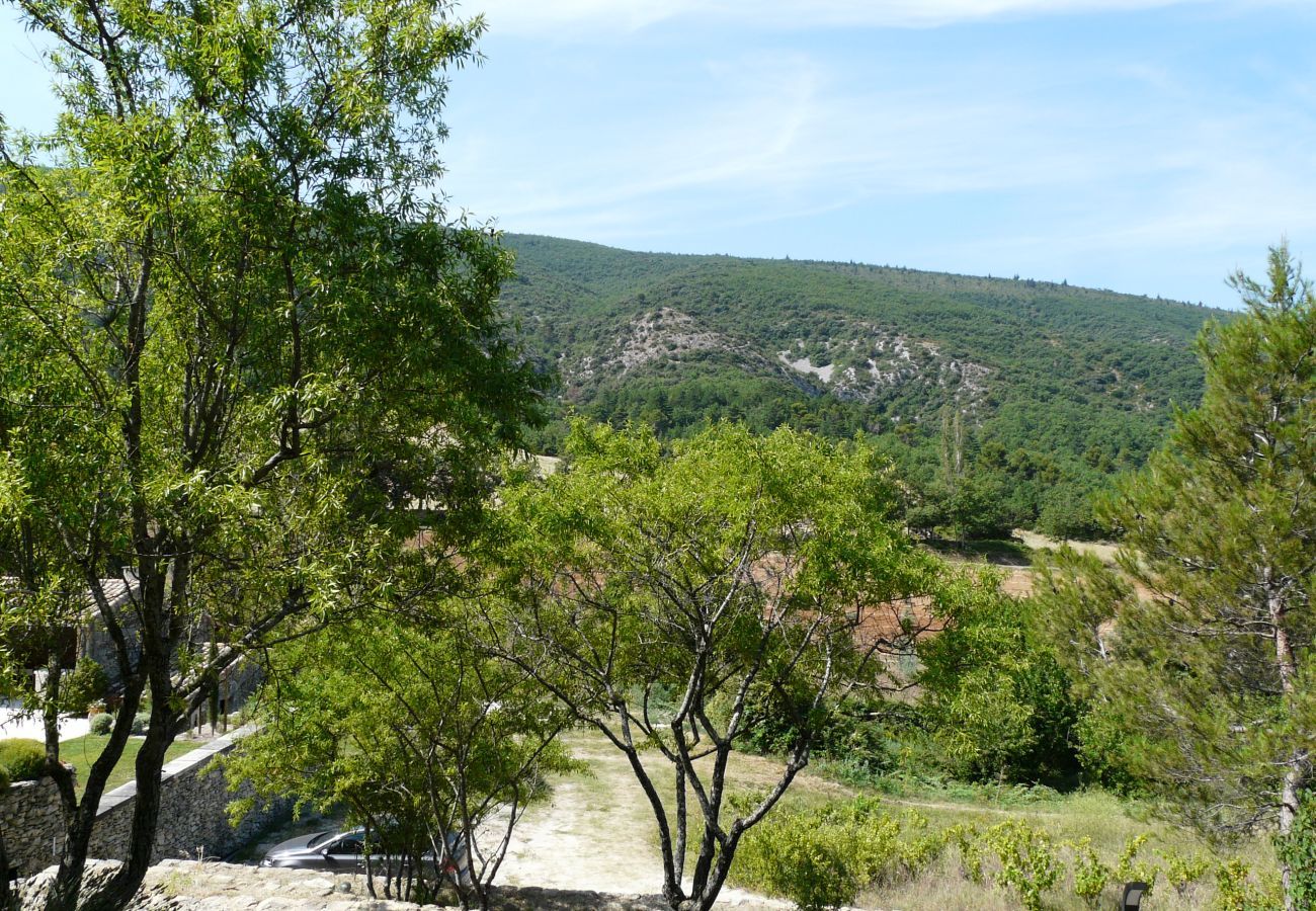 Villa à Lacoste - Location vacances maison piscine LACOSTE LS2-239.