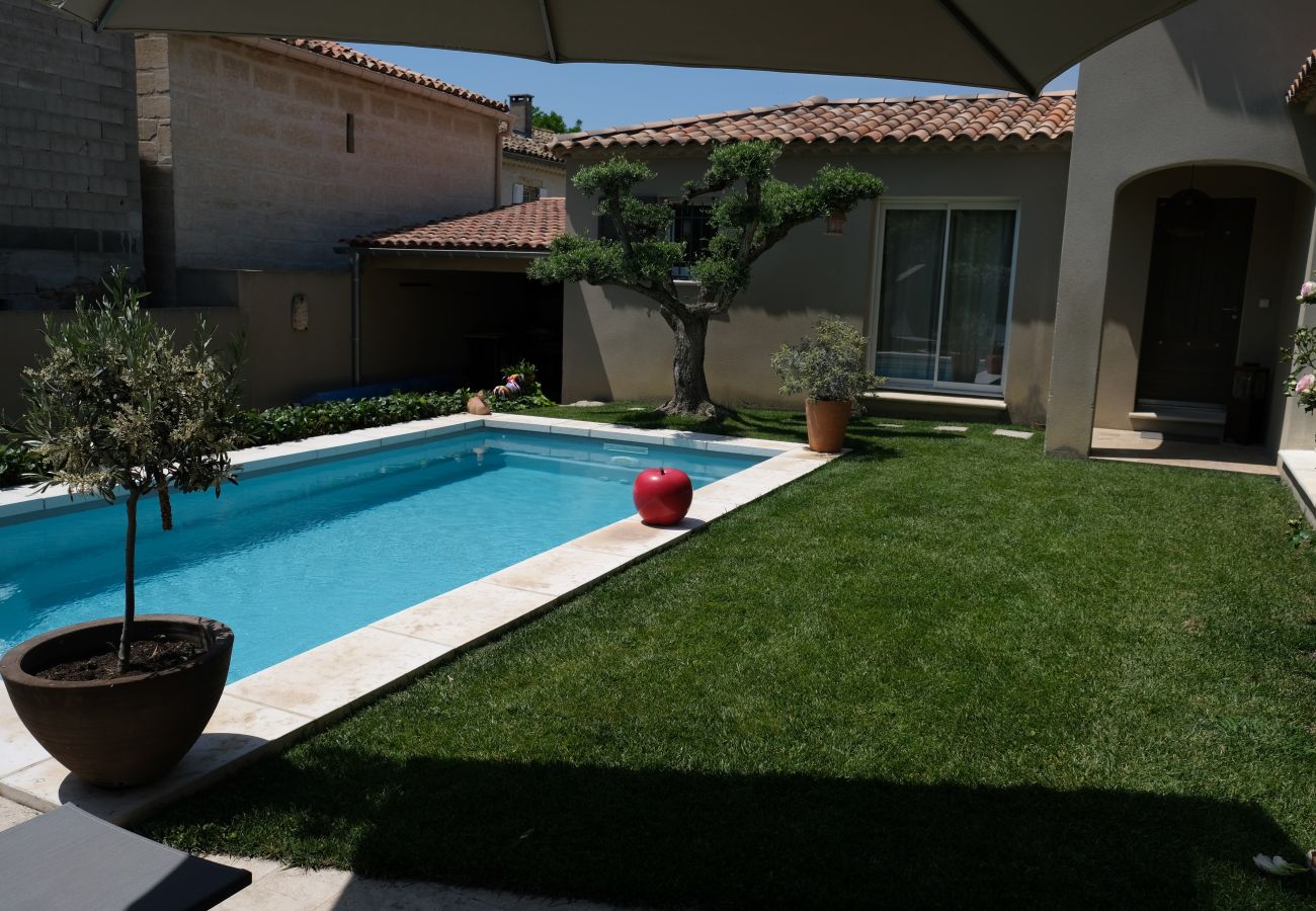 Villa à Aureille - Location vacances maison piscine AUREILLE LS1-277.