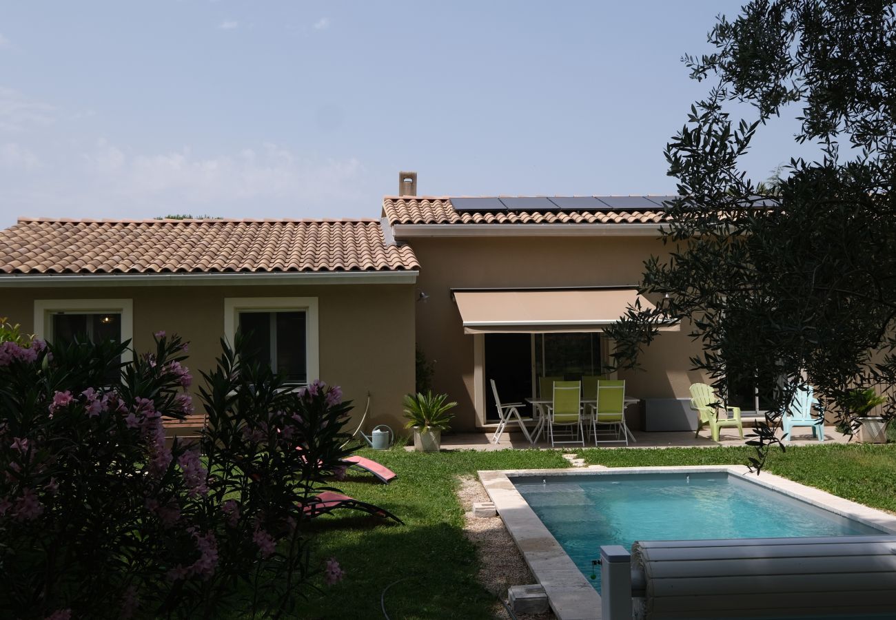 Maison à Taillades - Location vacances maison piscine TAILLADES LS2-317.
