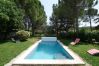 Maison à Taillades - Location vacances maison piscine TAILLADES LS2-317. Maison à Taillades - Location vacances maison piscine TAILLADES LS2-317.