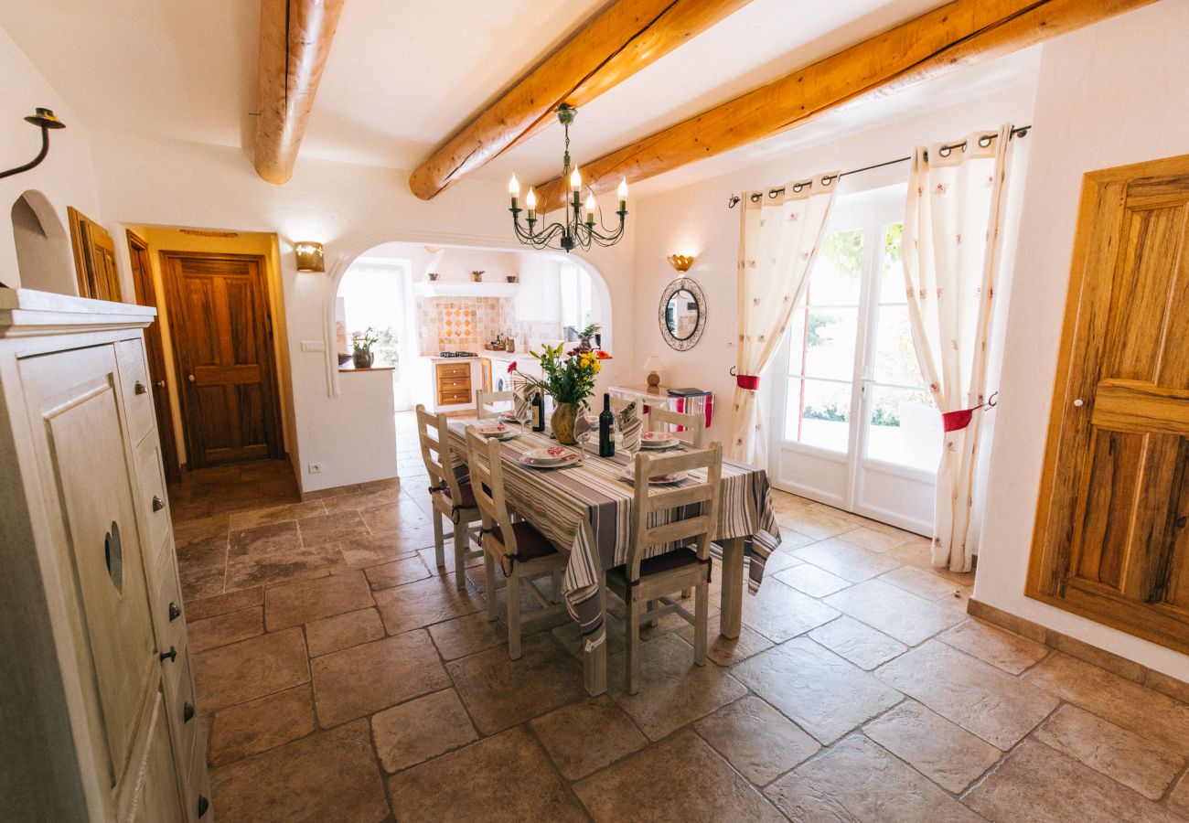 Maison à Lioux - Location vacances maison piscine LIOUX LS2-92.