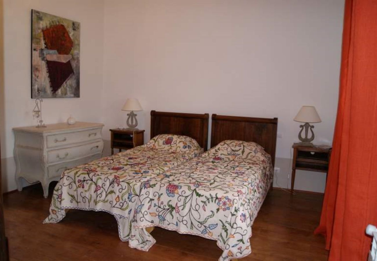 Villa à Oppède - Location vacances maison piscine OPPEDE LS2-114.