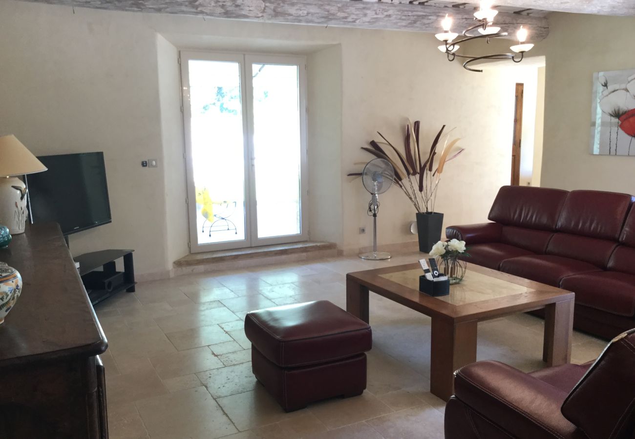 Villa à Cheval Blanc - Location vacances piscine CHEVAL BLANC LS2-350.
