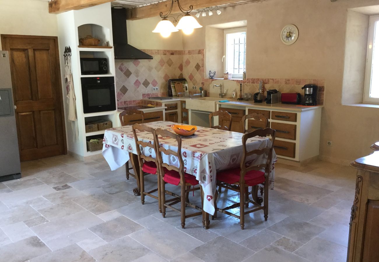 Villa à Cheval Blanc - Location vacances piscine CHEVAL BLANC LS2-350.