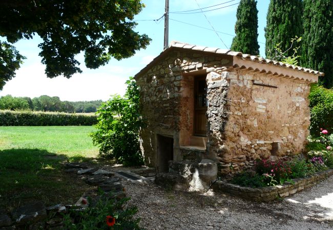 Villa à Venelles - Location vacances maison piscine VENELLES LS7-257 Villa à Venelles - Location vacances maison piscine VENELLES LS7-257