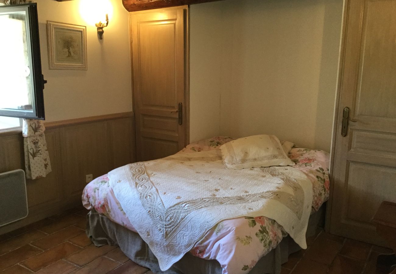 Villa à Venelles - Location vacances maison piscine VENELLES LS7-257.