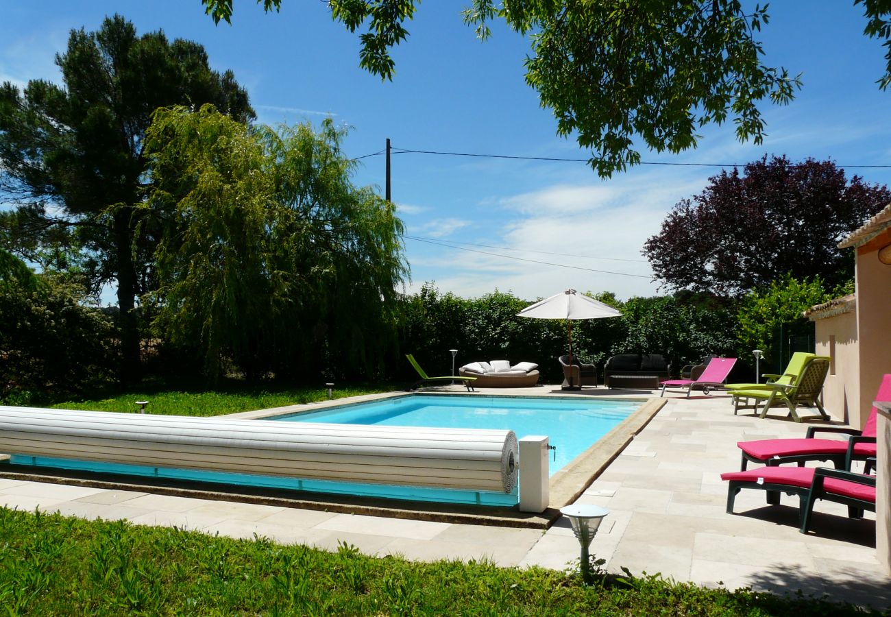 Villa à Venelles - Location vacances maison piscine VENELLES LS7-257.
