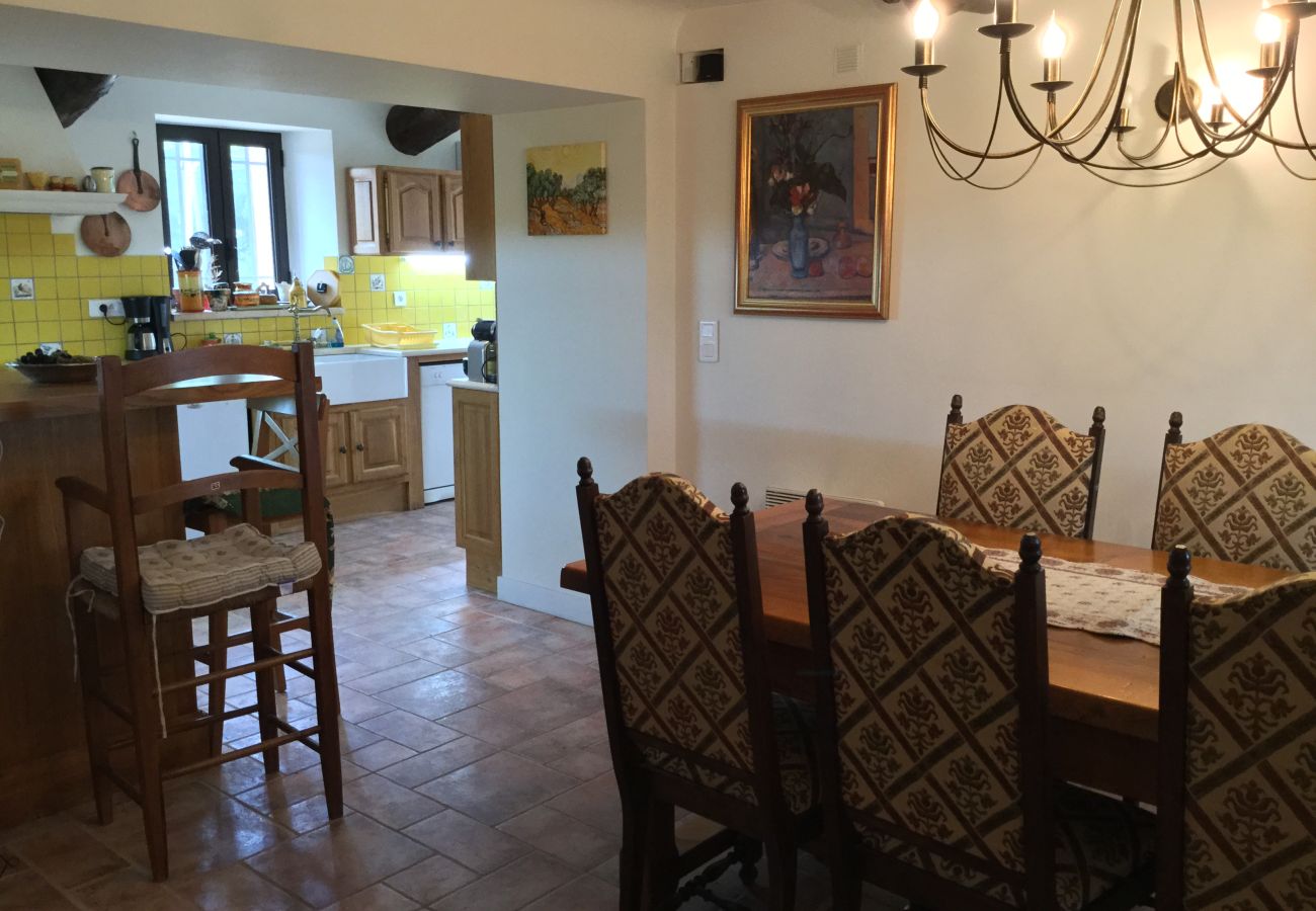 Villa à Venelles - Location vacances maison piscine VENELLES LS7-257.