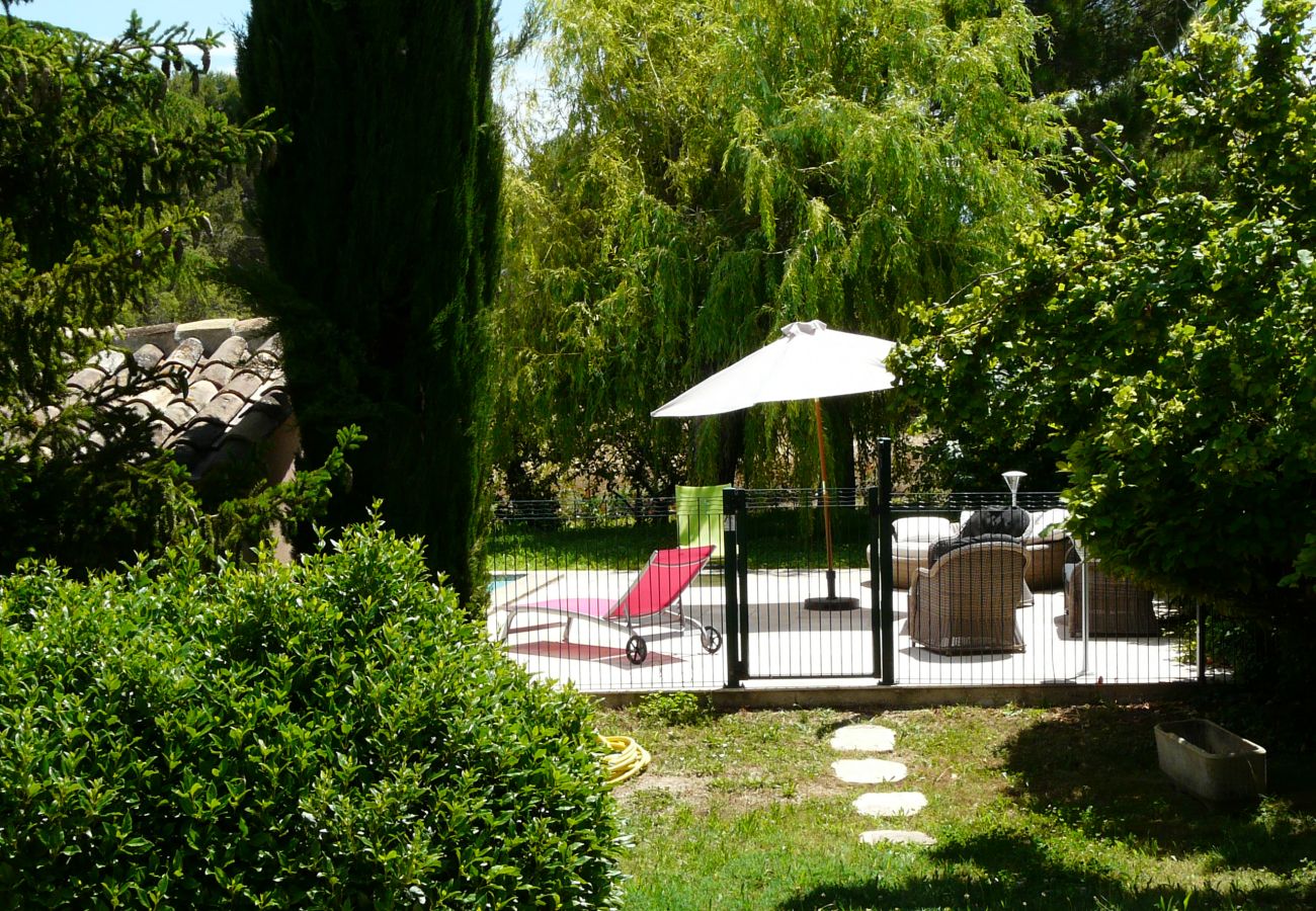 Villa à Venelles - Location vacances maison piscine VENELLES LS7-257.
