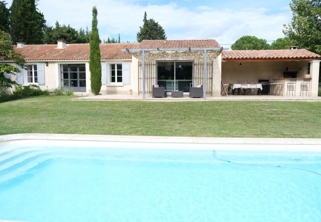 Villa à Mouriès - Location vacances maison piscine MOURIES LS1-343 Villa à Mouriès - Location vacances maison piscine MOURIES LS1-343