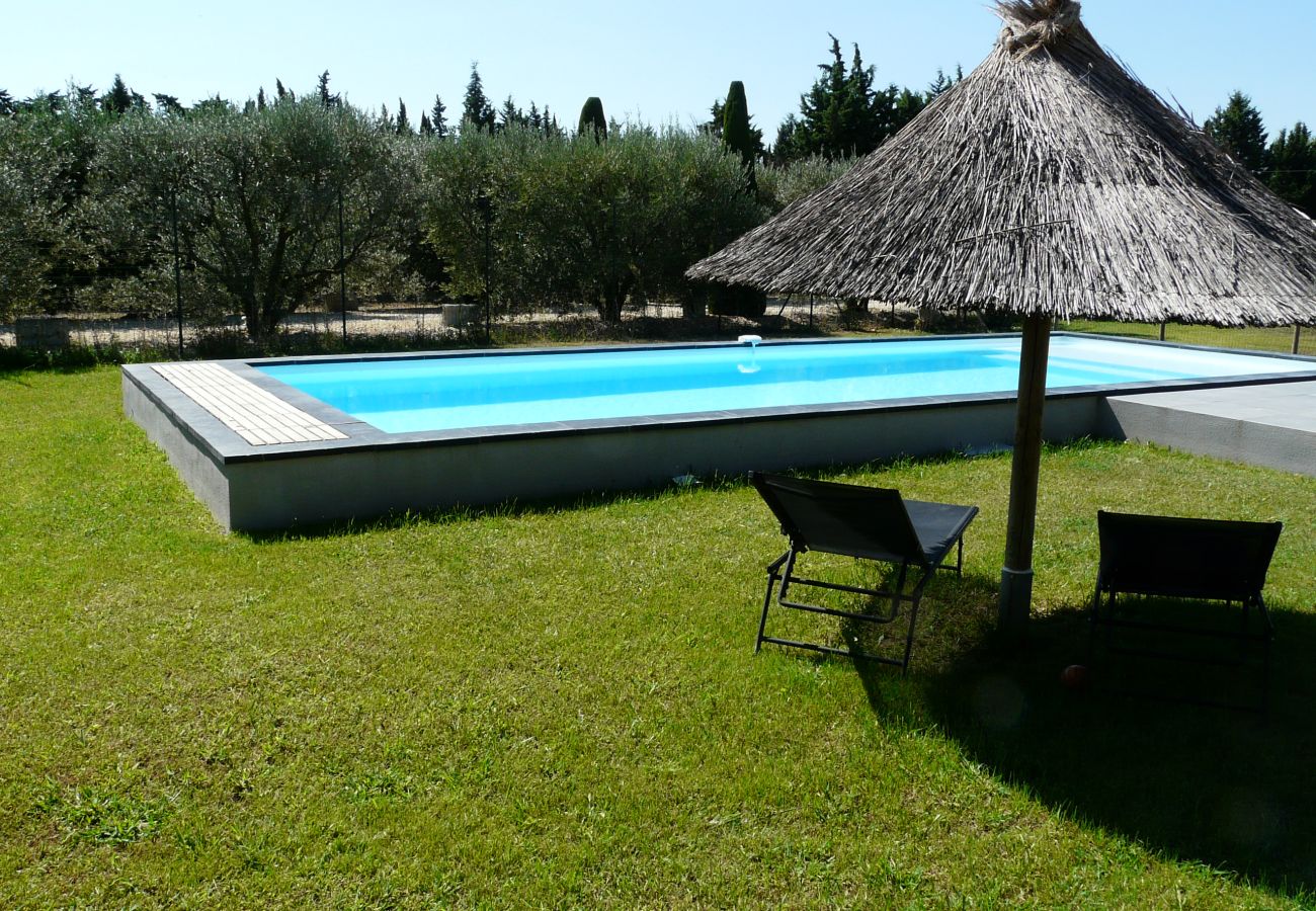 Villa à Barbentane - Location vacances avec piscine BARBENTANE LS6-255.
