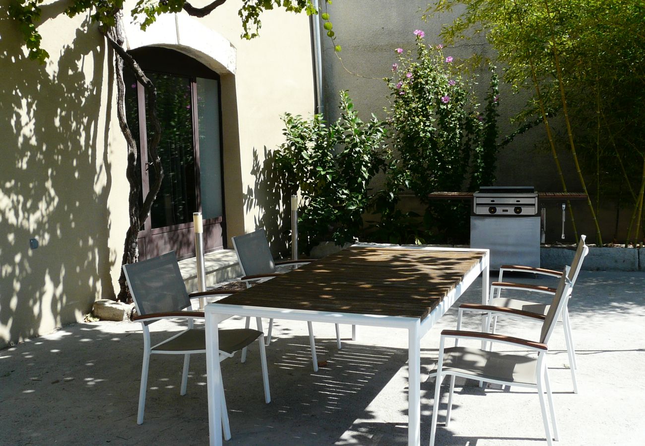Villa à Barbentane - Location vacances avec piscine BARBENTANE LS6-255.