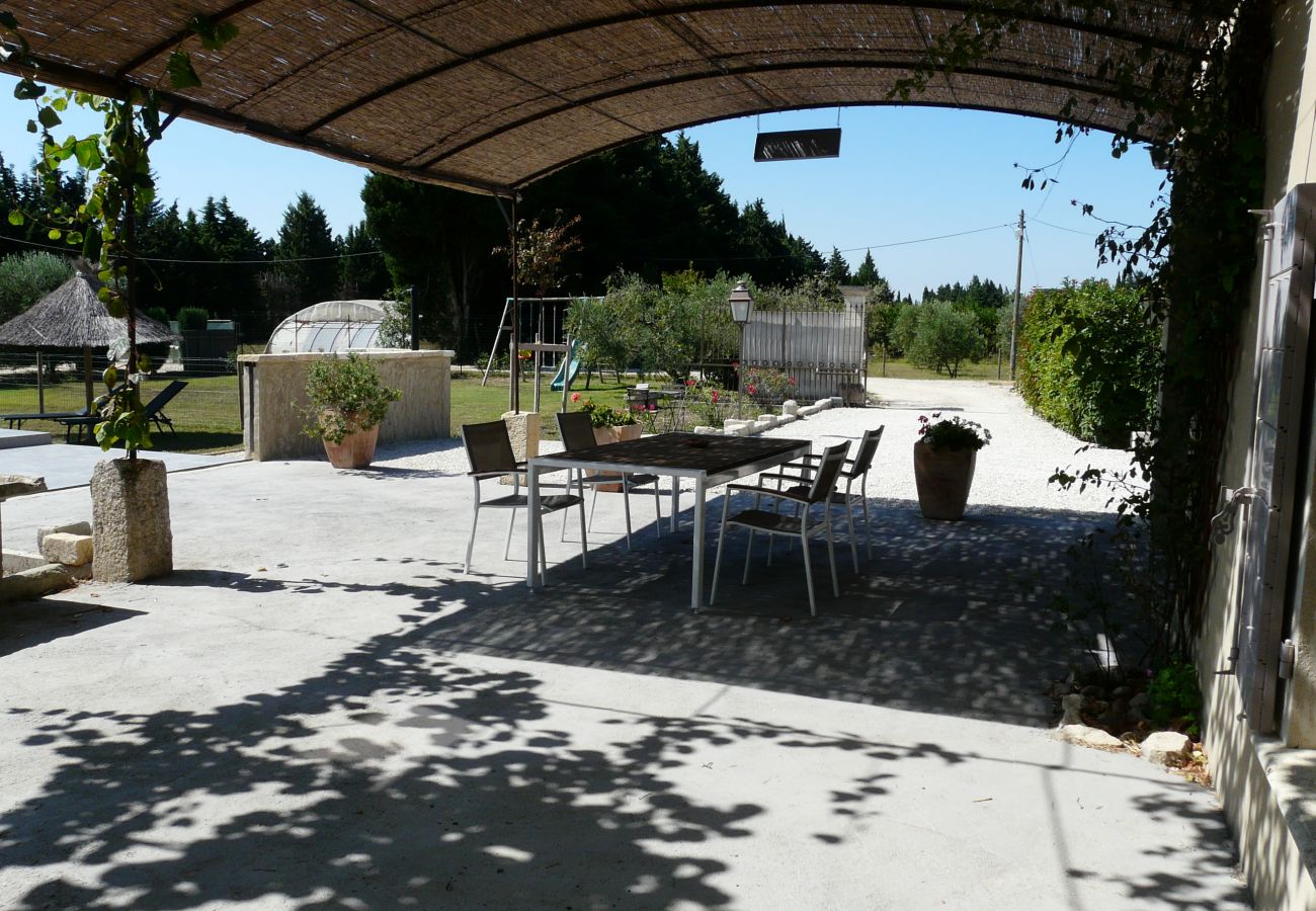 Villa à Barbentane - Location vacances avec piscine BARBENTANE LS6-255.