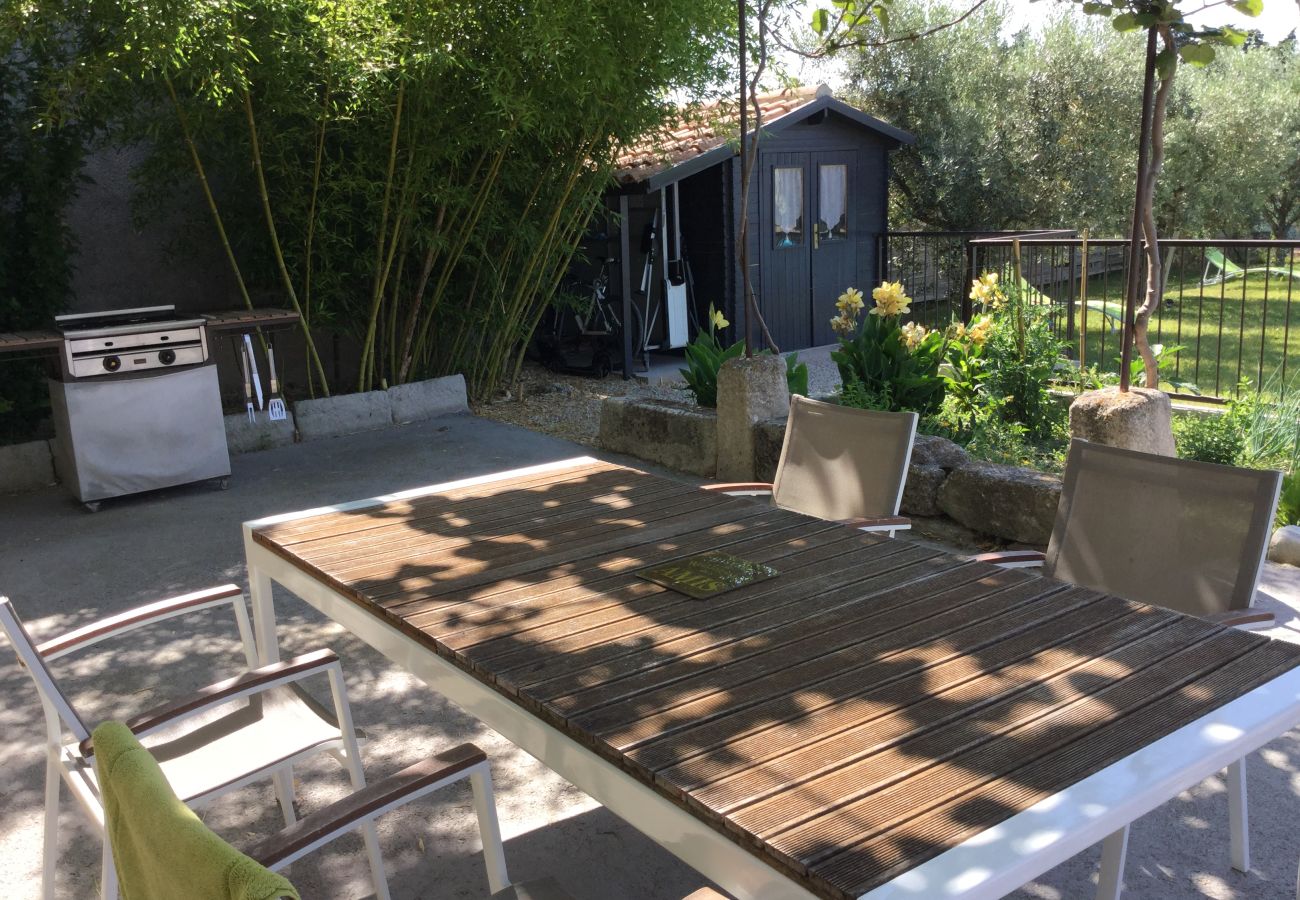 Villa à Barbentane - Location vacances avec piscine BARBENTANE LS6-255.