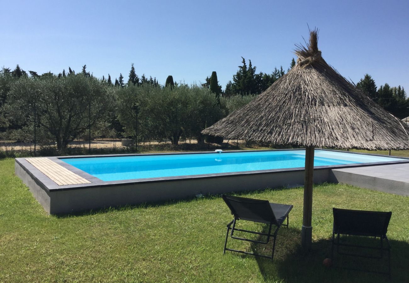 Villa à Barbentane - Location vacances avec piscine BARBENTANE LS6-255.