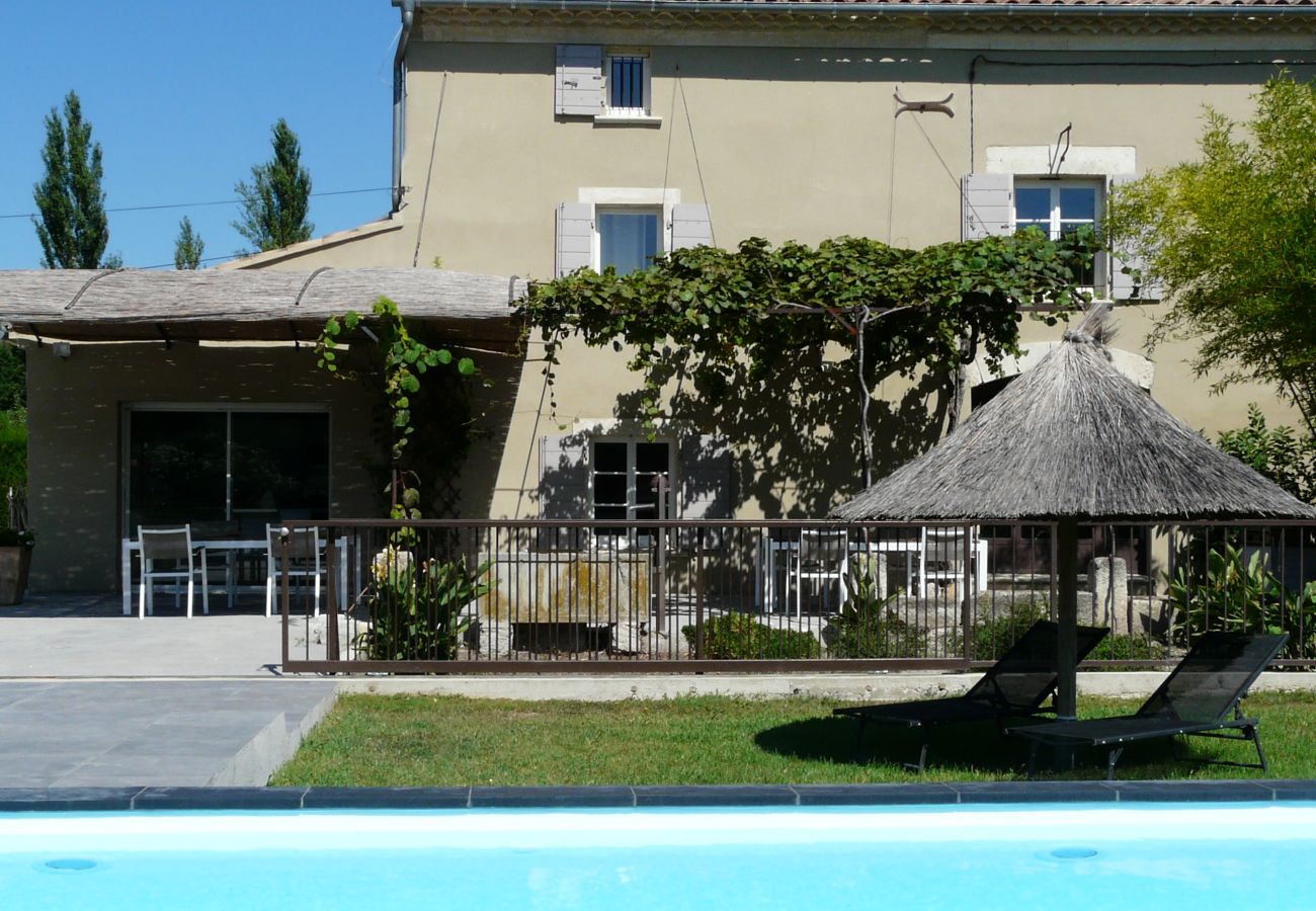 Villa à Barbentane - Location vacances avec piscine BARBENTANE LS6-255.