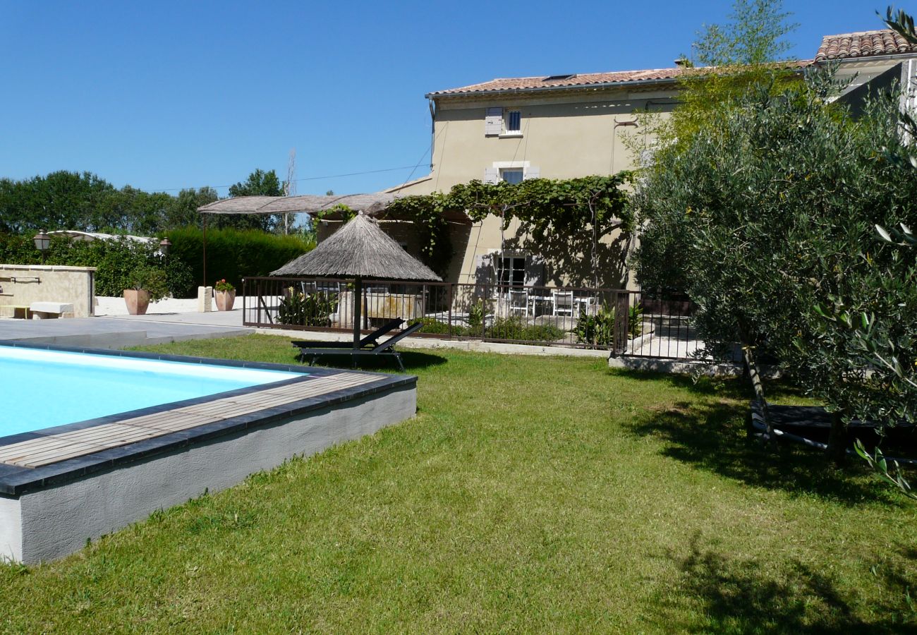 Villa à Barbentane - Location vacances avec piscine BARBENTANE LS6-255.