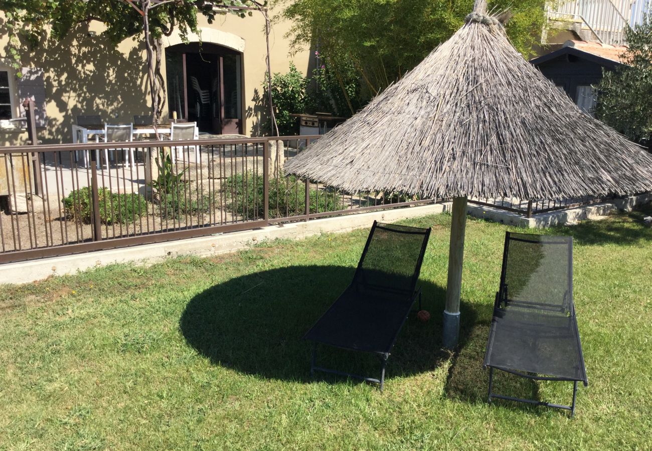 Villa à Barbentane - Location vacances avec piscine BARBENTANE LS6-255.
