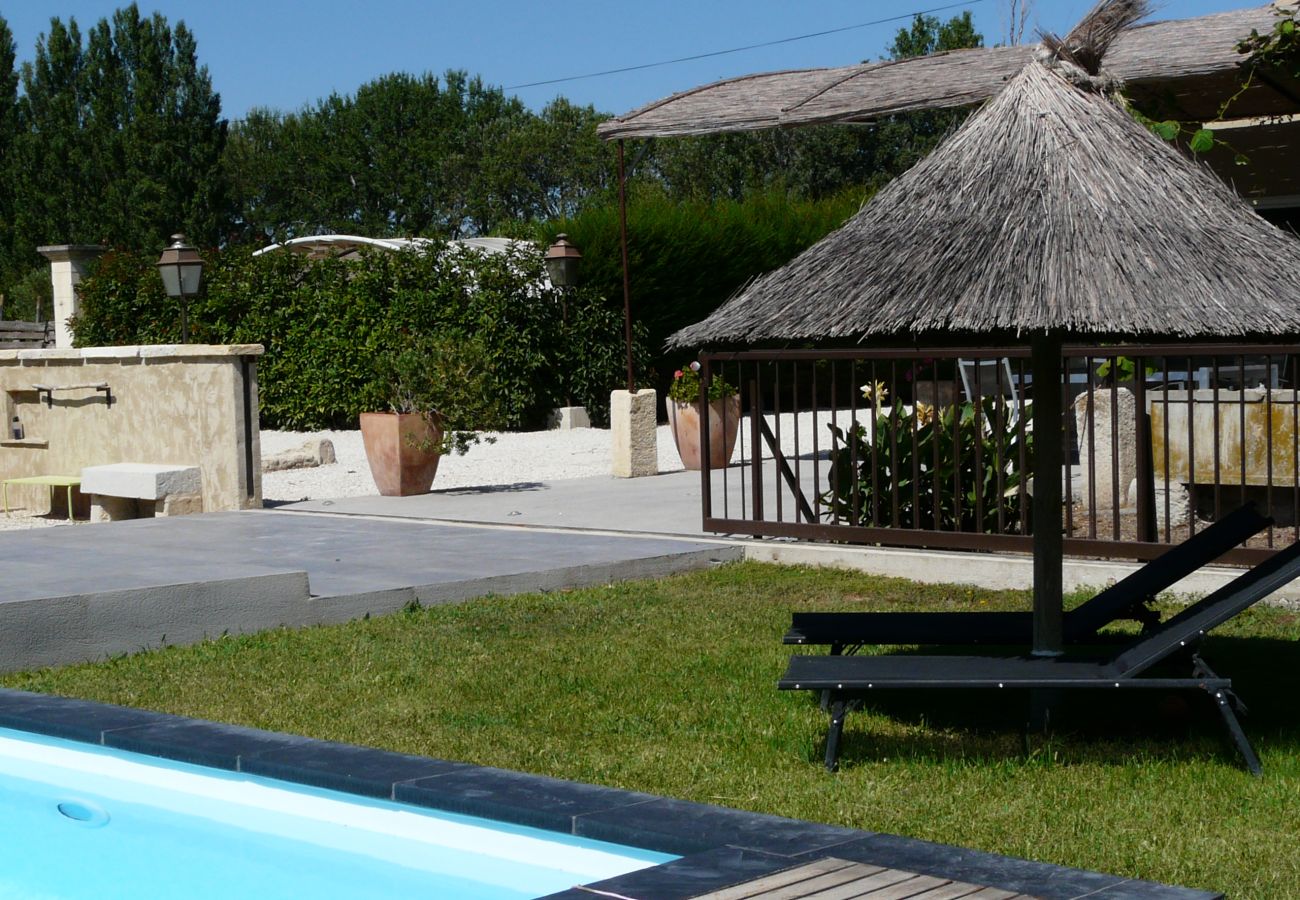 Villa à Barbentane - Location vacances avec piscine BARBENTANE LS6-255.