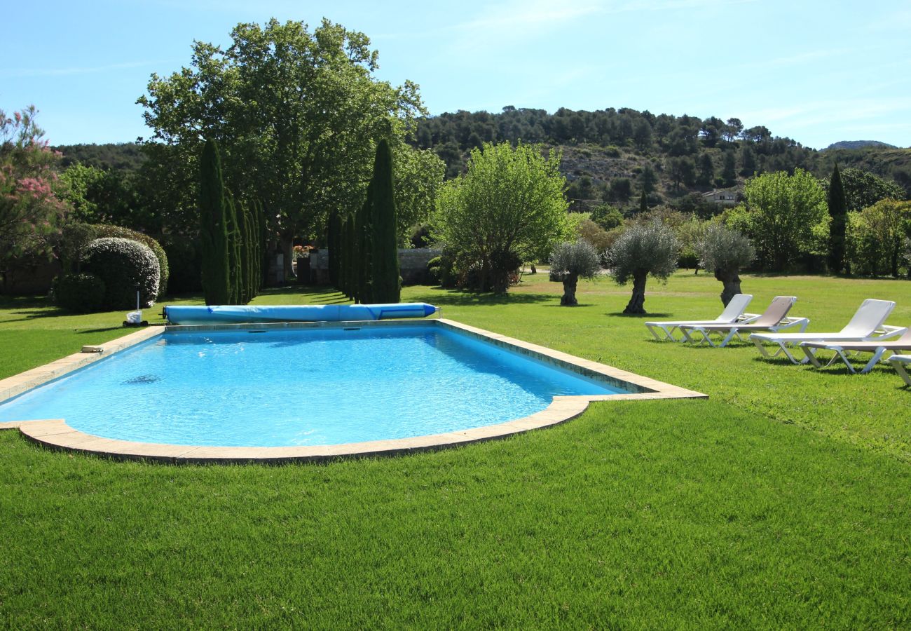 Villa à Cavaillon - Location vacances mas piscine LES TAILLADES LS2-11
